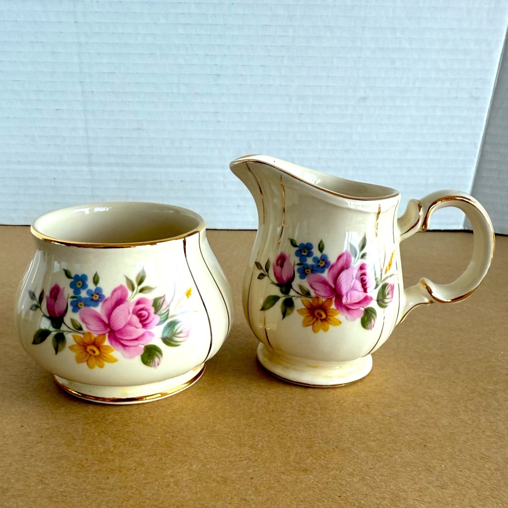 Vintage Sadler England Creamer and Open Sugar Bowl Designed w/Flowers and Gold